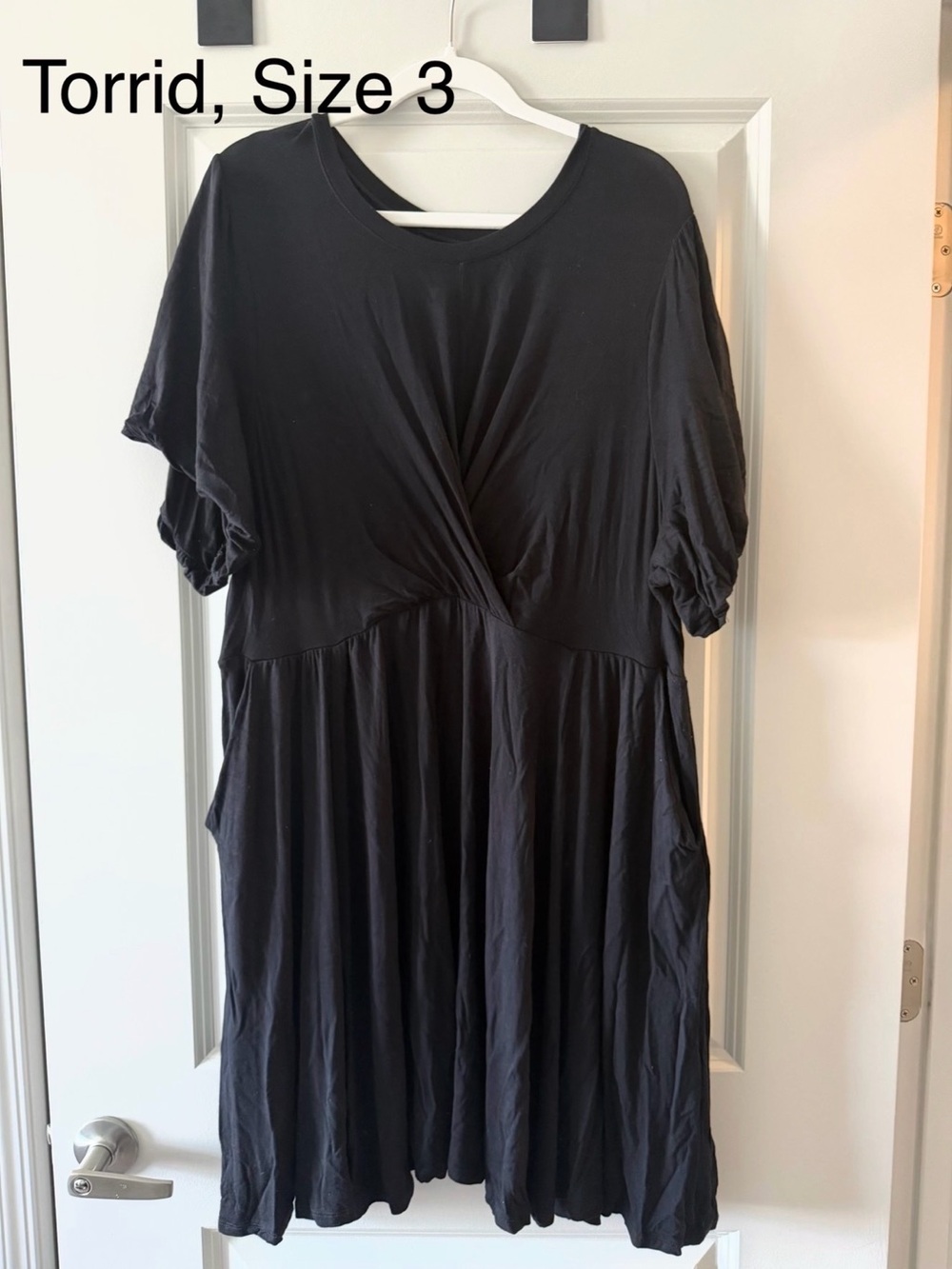 torrid Black Twist-Detail Short Sleeve Midi Dress